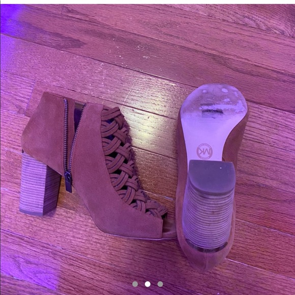 Michael Kors open toe brown suede booties! - Picture 2 of 3